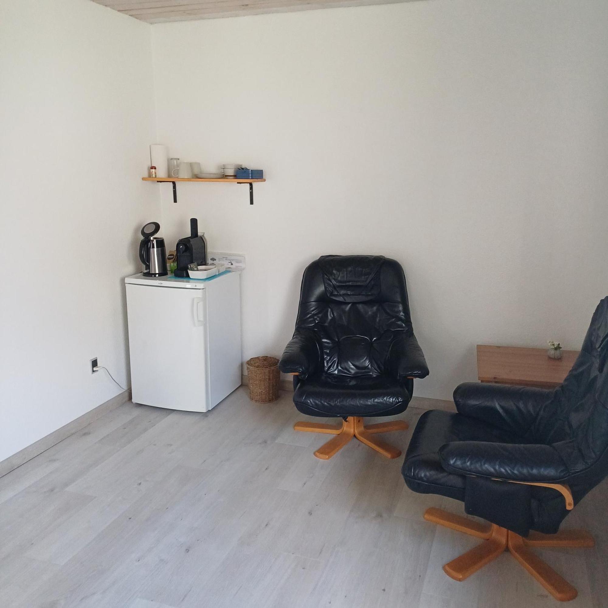 Hyrdeskolen Apartment Give Exterior photo